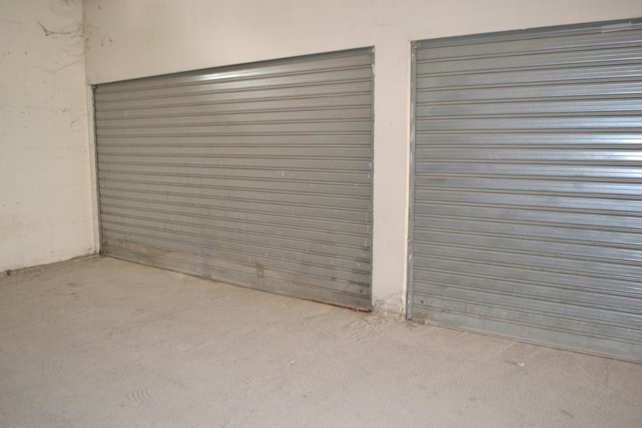 Flowers & Green 2 Bedrooms Apartment & Box Garage Vlorë エクステリア 写真