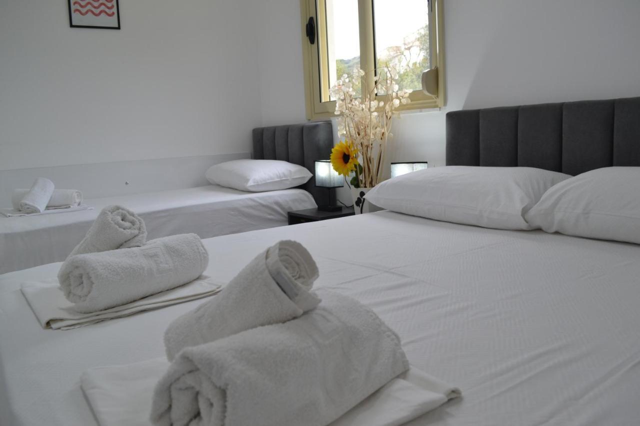 Flowers & Green 2 Bedrooms Apartment & Box Garage Vlorë エクステリア 写真