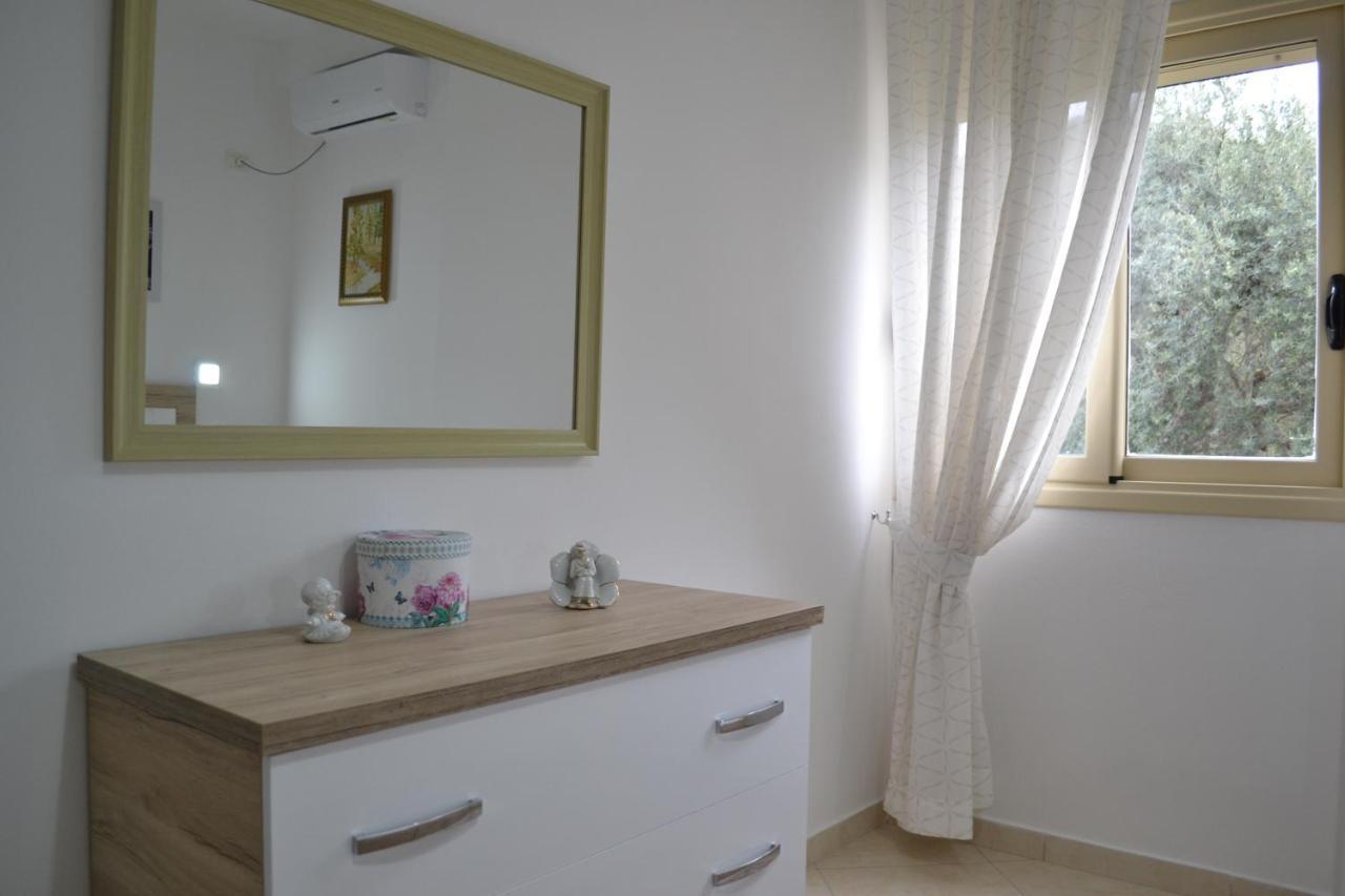 Flowers & Green 2 Bedrooms Apartment & Box Garage Vlorë エクステリア 写真